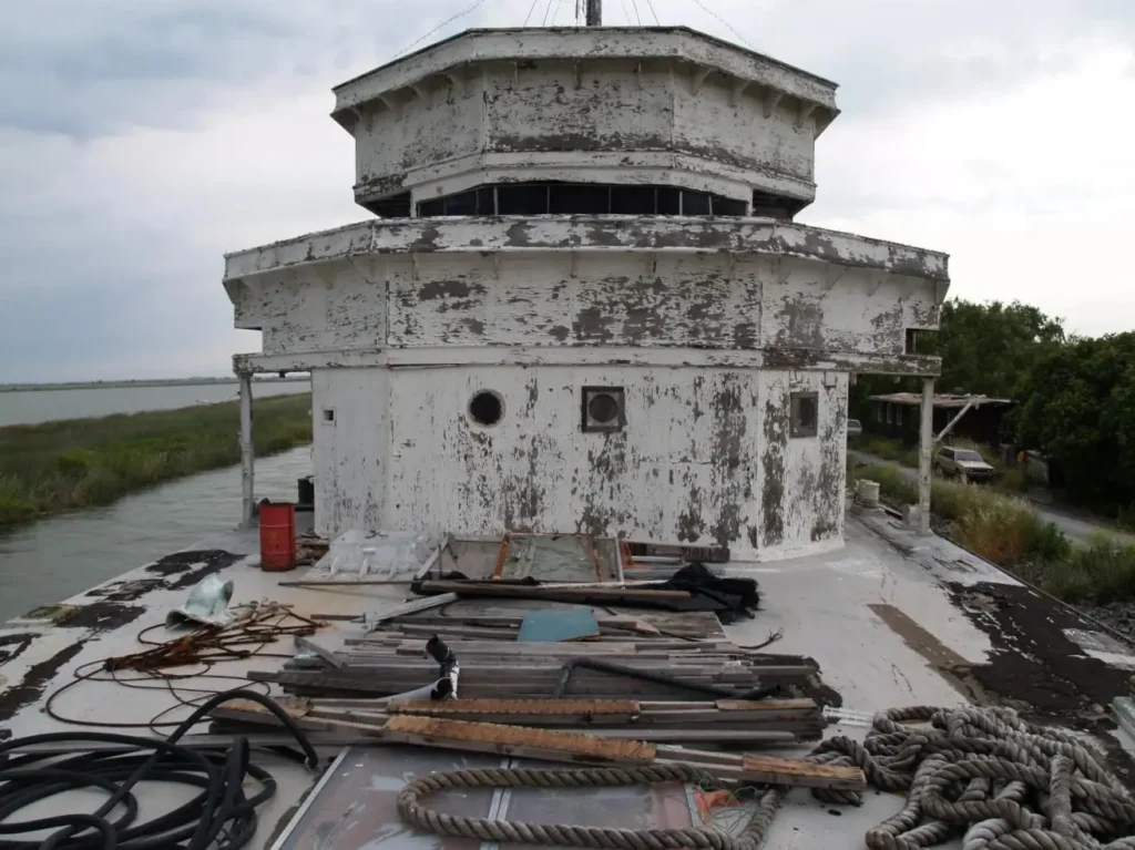 USS Lucid Before Restoration